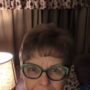 Meet your Posher, Janet